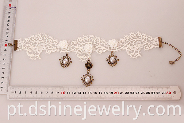 White Collar Necklace